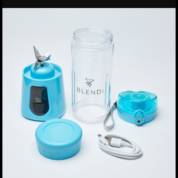 BLENDI BLENDER // 18 OZ CAPACITY // BLACK PRO - Picture 3 of 6